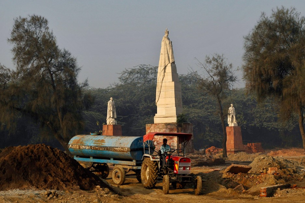 Statues of George V and two Viceroys during maintenance work at Coronation Park, Delhi.