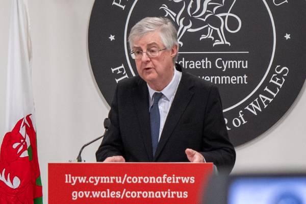 National coronavirus fire-break to be introduced in Wales on Friday